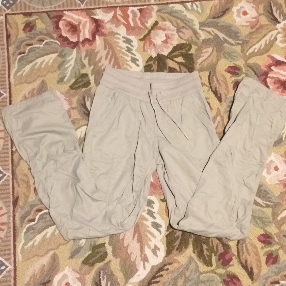 Comfy khaki North Face pants